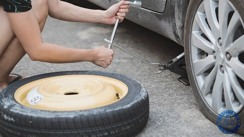 rolling spare wheel